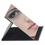 Зеркало в футляре